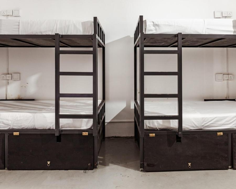 Why Not Backpackers Hostel Mirissa Εξωτερικό φωτογραφία