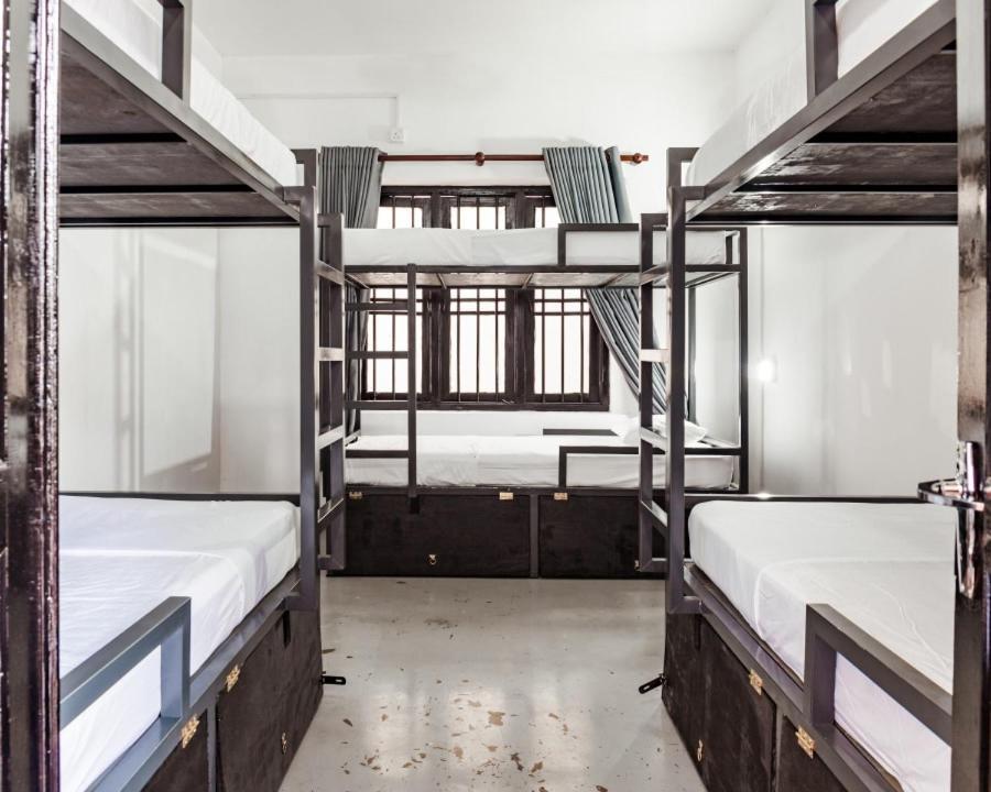 Why Not Backpackers Hostel Mirissa Εξωτερικό φωτογραφία
